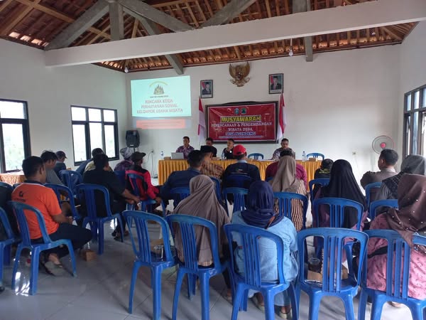 PENYUSUNAN RENCANA KELOLA PERHUTANAN SOSIAL (RKPS) LEMBAGA PENGELOLA HUTAN DESA (LPHD) MARGO MULYO NGINDENG LESTARI DESA NGINDENG KECAMATAN SAWOO KABUPATEN PONOROGO